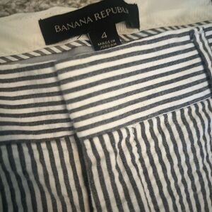 Used Banana Republic seersucker pants